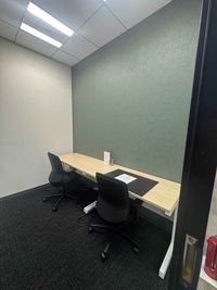 Regus オフィススペース（個室）｜落ち着いた環境で使える独立型ワークスペース - リージャス会議室 天神ビジネスセンター