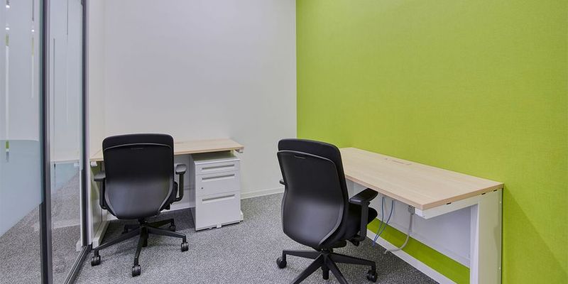 コワーキングデスク - リージャス会議室 高崎