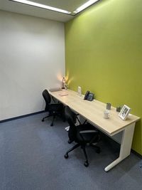 Regus オフィススペース（個室）｜落ち着いた環境で使える独立型ワークスペース - リージャス会議室 広島稲荷大橋