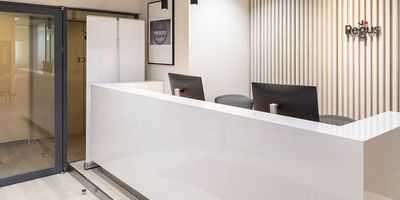 リージャス会議室 金沢パークビル オフィススペース（個室）の入口の写真