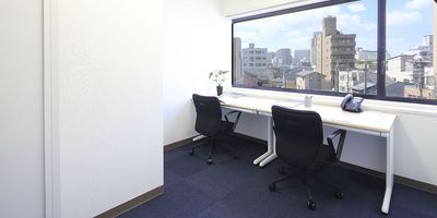 リージャス会議室 金沢駅東 オフィススペース（個室）の室内の写真