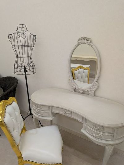 せんびる8号館地下1階B127号室:アンティークスタジオ - スタジオベース せんびるスタジオ