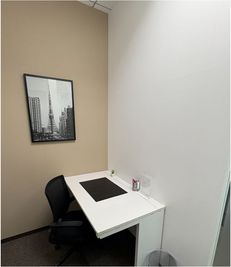 Regus オフィススペース（個室）｜落ち着いた環境で使える独立型ワークスペース - リージャス会議室 広小路ガーデンアベニュー