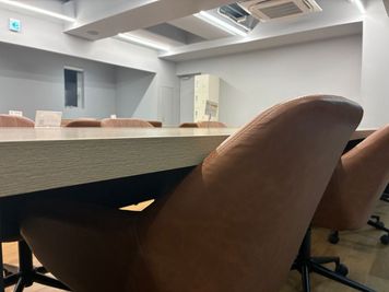 BasisPoint 西新宿店 西新宿エリアオープンスペースの設備の写真