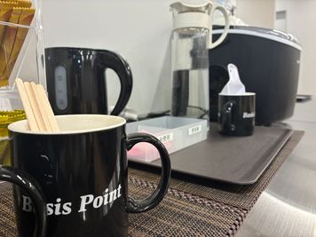 BasisPoint 西新宿店 西新宿エリアオープンスペースの設備の写真