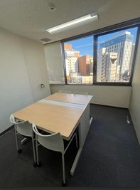 リージャス会議室 鹿児島天文館 CM 515の室内の写真