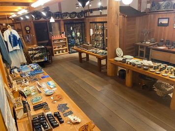 舟蔵の里 石垣島唯一の貸し展示スペース！の室内の写真