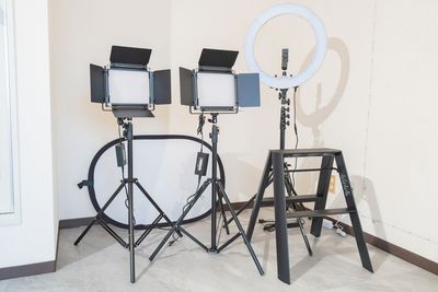 neewer製各種ライトご自由にお使い頂けます。
18インチリングライト×1
ビデオライト×2 - 推しフォトルーム横浜 🎀推しフォトルーム横浜🎀姫系撮影スタジオ🩷の室内の写真