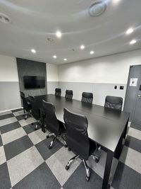 カタオカビル貸し会議室 ミーティングルーム5Fの室内の写真