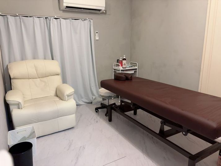 完全予約制プライベートサロン - 完全予約制プライベートサロン