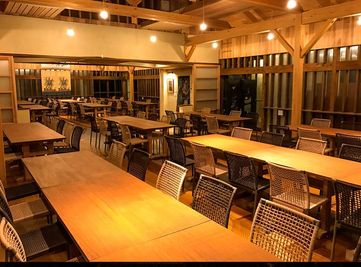 舟蔵の里 最大１２０名！団体様用貸し会議室の室内の写真