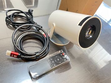 プロジェクター追加 - ドームラウンジ水道橋の設備の写真