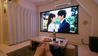 100インチ大型スクリーンで見る映画は迫力満点👀 - Cinema Neon Pod / シネマネオンポッド秋葉原 小川町駅・淡路町駅・新御茶ノ水駅すぐのプライベートシアタールームの室内の写真
