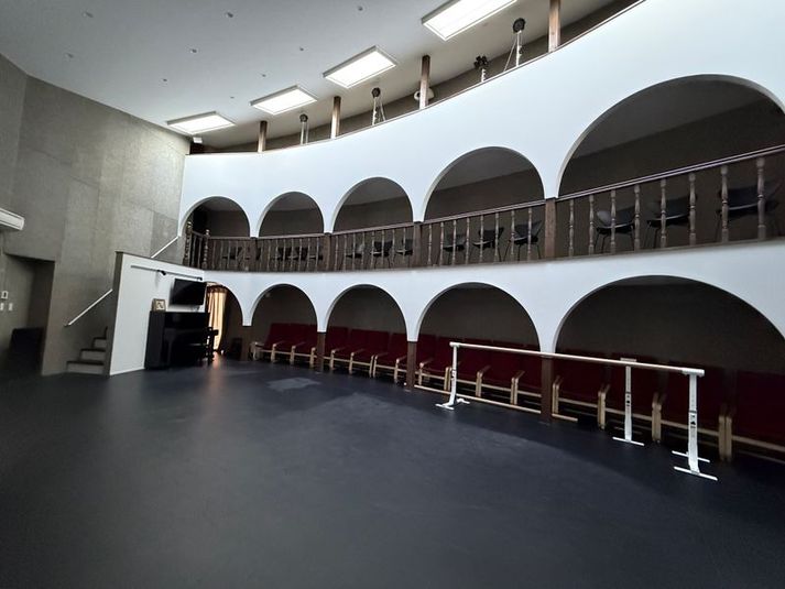 桜山バレエスタジオ - 桜山バレエスタジオ