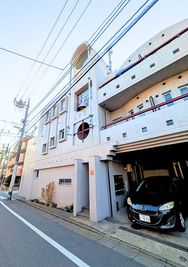 建物外観 - レンタルジム All day gym世田谷 三軒茶屋店 【三軒茶屋駅南口7分の新規店舗】フリーウエイト充実のレンタルジムの室内の写真