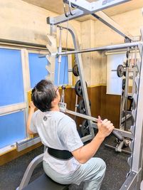 利用イメージ - レンタルジム All day gym世田谷 三軒茶屋店 【三軒茶屋駅南口7分の新規店舗】フリーウエイト充実のレンタルジムの室内の写真