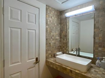 トイレ - スタジオディライツ　青葉台 青葉台駅3分　24時間いつでも利用できる会議室の設備の写真