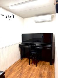 駅チカ！リモートワーク、楽器の練習、発声練習、いろいろな用途でご利用可能です♪ - ヤマハ㈱山響楽器店　日吉中央通り