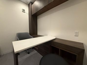 VIVA　KAWASAKI レンタルサロンの室内の写真