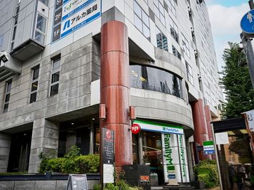 R’s FITNESS新神戸店 レンタルジム・レンタルスペースの外観の写真