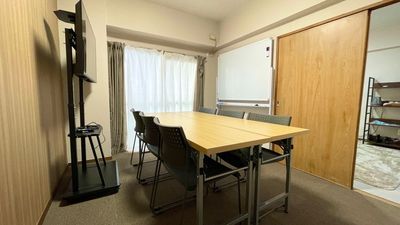 角部屋のためリモート会議にベスト！珍しいリビング付き会議室！ - 和館スペース 名駅店