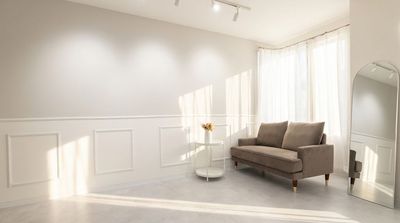 【💐撮影小物無料｜なんば駅5分すぐ】自然光が降り注ぐ完全貸切の撮影スタジオ✨モール壁で高級感グッと演出/ ポートレート - 完全貸切の撮影スタジオ Onlynaなんば