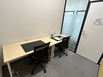 Regus オフィススペース（個室）｜落ち着いた環境で使える独立型ワークスペース - リージャス会議室 大分駅北口