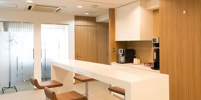 リージャス会議室 岡山第一セントラル CM 452の室内の写真