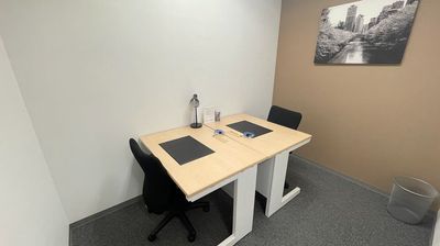 Regus 会議室|高速Wi-Fi完備の落ち着いたビジネス空間 - リージャス会議室 岡山第一セントラル