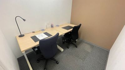 Regus オフィススペース(個室)|落ち着いた環境で使える独立型ワークスペース - リージャス会議室 岡山第一セントラル