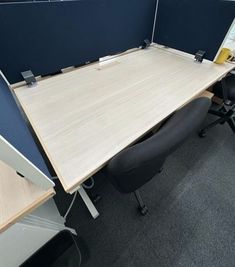 Regus コワーキングデスク｜信頼ある環境で使える開放的なワークスペース - リージャス会議室 大阪国際ビルディング