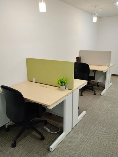 コワーキングデスク - リージャス会議室 札幌大通