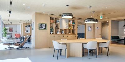 リージャス会議室 SPACES　Solalaplaza　仙台 コワーキングデスクの室内の写真