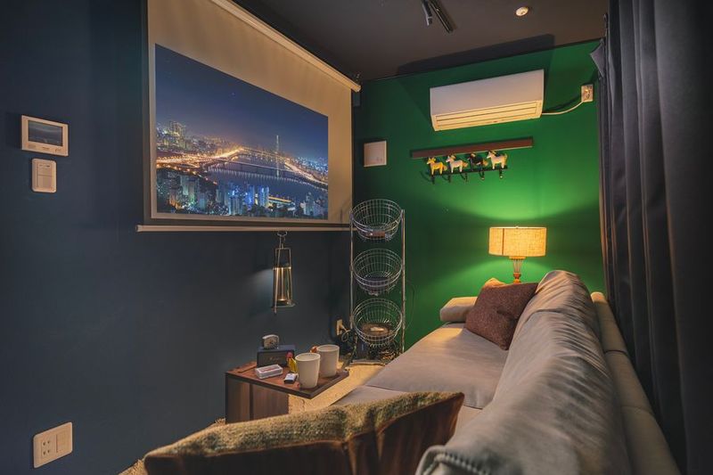 819_MOLE北千住の室内の写真