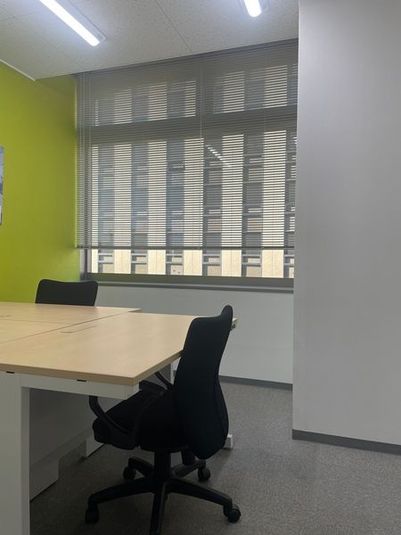 CM 403 - リージャス会議室 浜松駅南口