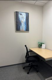 Regus オフィススペース(1名個室)|落ち着いた環境で使える独立型ワークスペース - リージャス会議室 仙台マークワン