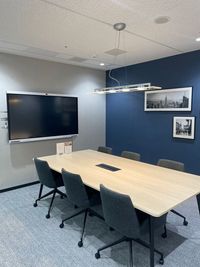 Regus 会議室｜高速Wi-Fi完備の落ち着いたビジネス空間 - リージャス会議室 池袋サンシャイン60