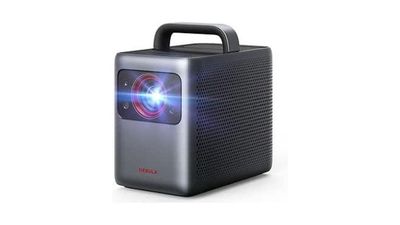 Anker Nebula Cosmos Laser 4K - Colormell（カラメル）五反田東口店 パーティ・撮影・スポーツ観戦・ボードゲーム・推し活・イベントの設備の写真