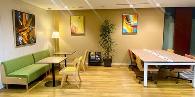 リージャス会議室 大手町ファーストスクエア オフィススペース（個室）の室内の写真