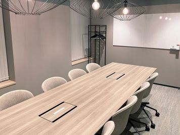 【2026年2月4日(水)OPEN!】H¹T新大阪 会議室 01(8名) - H¹T新大阪