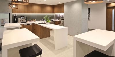 リージャス会議室 銀座三丁目 コワーキングデスクの室内の写真