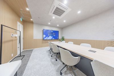 8名会議室 - BIZcomfort 北浜 8名用会議室の室内の写真