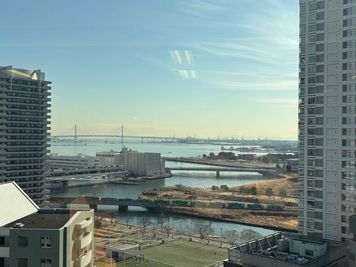 海の見えるオフィス - STAYUP横浜 4名用会議室のその他の写真