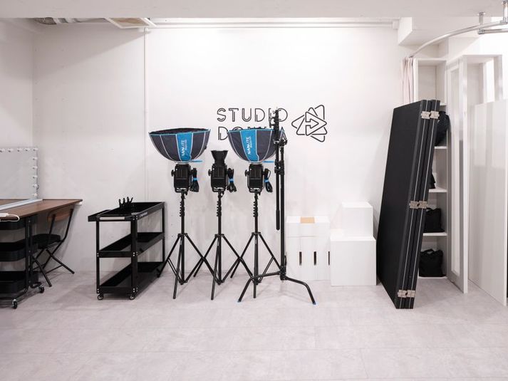 レンタル撮影スタジオ・壁面鏡張りダンススタジオ - Studio DOWHA 表参道店