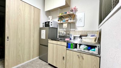 HOTドリンクはご自由にお飲みください。 - 岡大裏安らぎ部屋の室内の写真