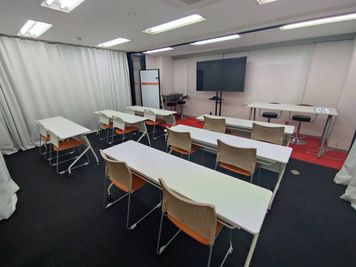 ブラインドを閉める事も可能です。 - SASUKE　SPACE　SHAREの室内の写真