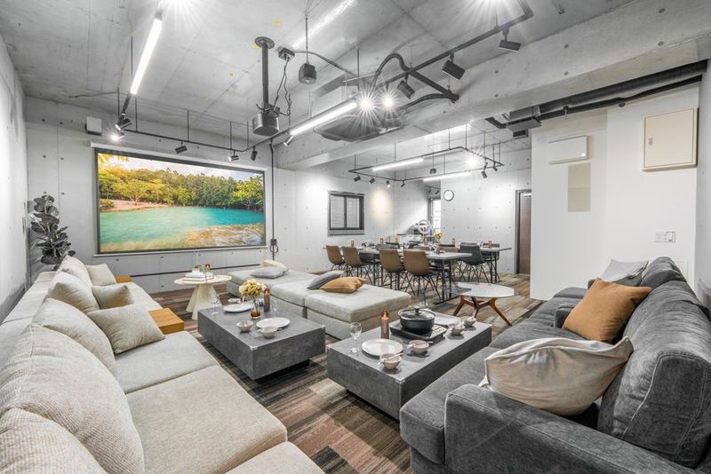 815_MillionLOUNGE秋葉原 レンタルスペースの室内の写真