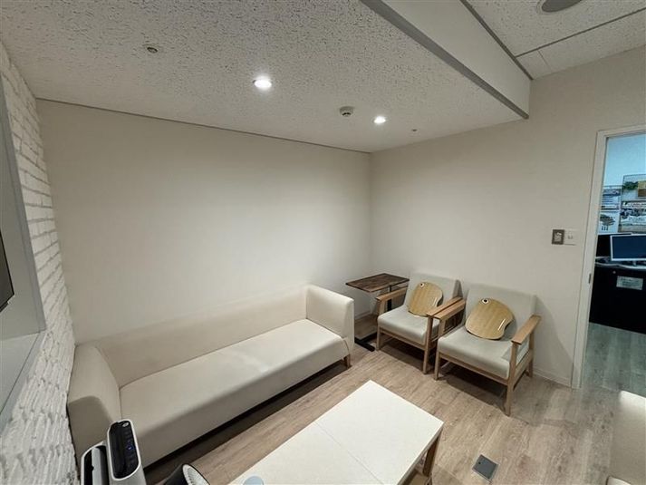 8名用応接室 - STAYUP横浜