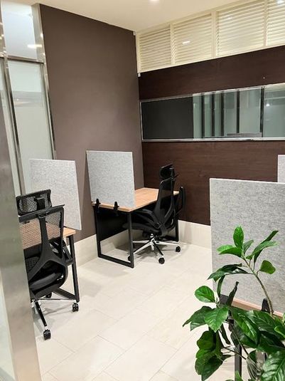 1人用席（通話・会話OK） - コインスペースコピス吉祥寺店