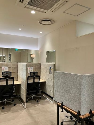 1人用席（通話・会話OK） - コインスペースコピス吉祥寺店